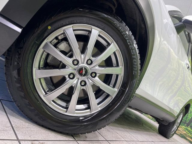 �y16�C���`�A���~�z�C�[���z�O�ςɃ}�b�`�����A���~�z�C�[���𑕒����Ă���܂��B�e��A���~�z�C�[����A�X�^�b�h���X�^�C�����戵�����Ă���܂��B���񂲑��k����������