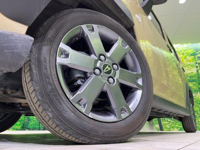 �y����15�C���`�A���~�z�C�[���z�O�ςɃ}�b�`���������A���~�z�C�[���𑕒����Ă���܂��B�e��ЊO�A���~�z�C�[����A�X�^�b�h���X�^�C�����戵�����Ă���܂��B���񂲑��k����������