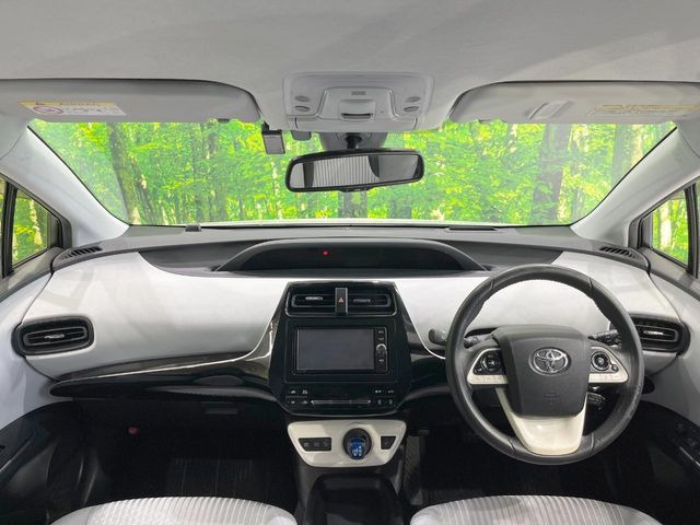 プリウス1.8 S セーフティ プラス