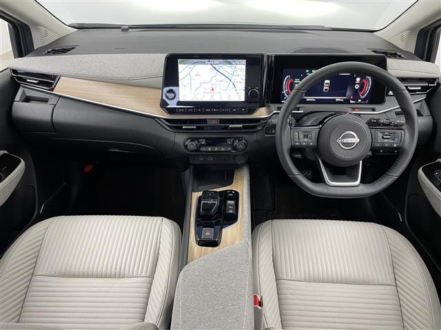 ノートオーラ1.2 G レザーエディション