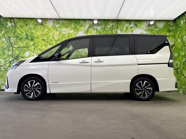 セレナ2.0 ハイウェイスターV