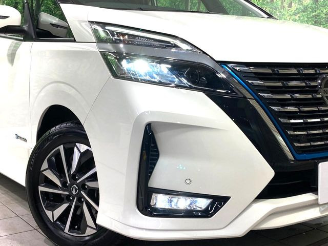 �yLED�w�b�h���C�g�z���V����ԑ��s�����ǍD�Ȏ��E���m�ۂ����S���ĉ^�]�ł��鍂�P�xLED�w�b�h���C�g�𑕔�!�_�����x�������A����d�͂��}�����Ă��܂��B