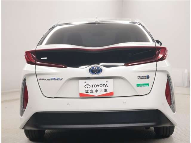 プリウスPHV1.8 A