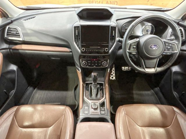 フォレスター2.0 アドバンス 4WD