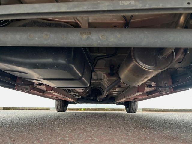 ����肪���ꂢ�Ȃ����ɁA�h�K���H�̎{�H���I�X�X���B�~��n��͂������A���ݕ��ɂ��Z���̕���A��Ń}�����E�E�B���^�[�X�|�[�c���������ɂ��D�]���������Ă���܂��B