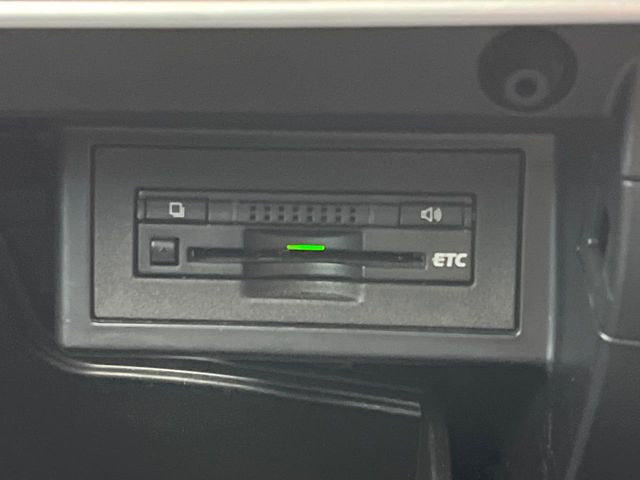 【ETC】高速道路の料金所をストレスなく通過!話題のスポットやサービスエリアに多い「スマートIC」利用時は必須のアイテムです。当店でセットアップを実施、ご納車当日からすぐにご利用いただけます!