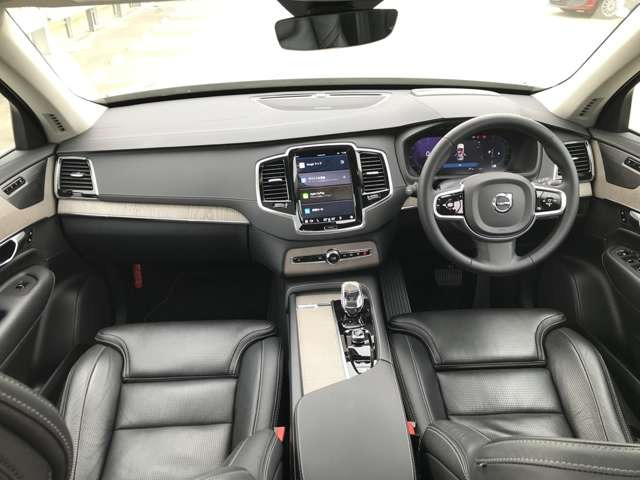 XC90アルティメット B6 AWD 4WD