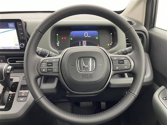 フリード1.5 e:HEV クロスター