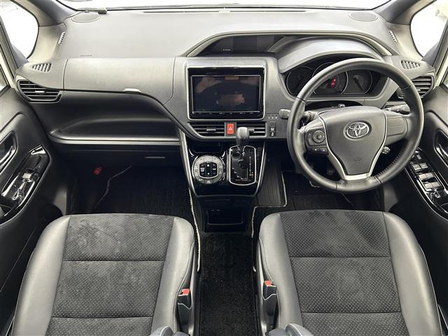 ヴォクシー2.0 ZS 煌III