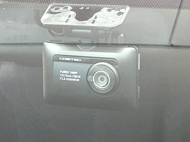 �y�h���C�u���R�[�_�[�z�h���C�u���R�[�_�[����!���s���͂������A������^�]�⎖�̂ɑ��������ہA�f���ŋL�^���A����̃��X�N�ɔ����܂��B���L�^�pSD�J�[�h�͂��q�l�����g�ł��������������K�v������܂��B