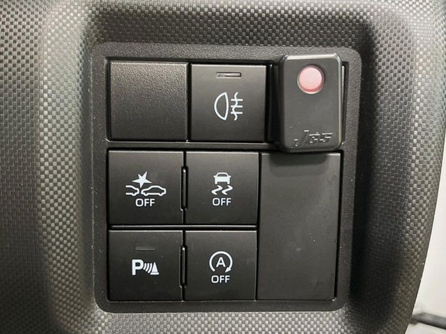 �y�X�}�[�g�A�V�X�g�z���s���ɑO���̎ԗ�����F�����A�Փ˂������Ȏ��͌x��ƃu���[�L�ŏՓˉ���Ɣ�Q�y�����A�V�X�g�B�����S�Ƀh���C�u�����y���݂��������܂��B