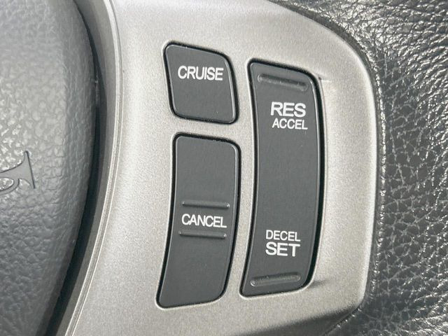 �y�N���[�Y�R���g���[���z�������H�����N���N���s�B�A�N�Z���𗣂��Ă���葬�x�ő��s���ł��A�������^�]���̕��S���y��!�����E�������ȒP�ȃX�C�b�`����Œ����ł��܂��B