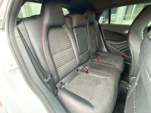 ���㕔���Ȃ��C�ɂȂ�悤�ȃL�Y�E�����ւ��蓙�A�傫�ȃ_���[�W�͂Ȃ��A�ǍD�ȏ�Ԃł��B