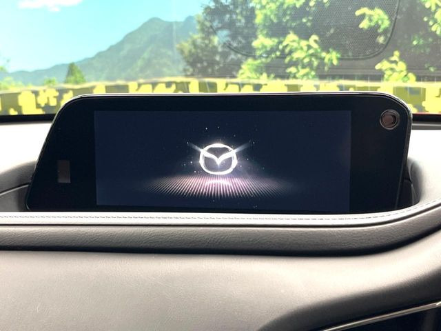 �y���[�J�[�����i�r�z�C���e���A�ɗn�����ރX�^�C���b�V���ȁu��p�݌v�v���[�J�[�i�r�𑕔��􎋔F���⑀�쐫�ȂǊ�{���\�ɂ��D��A���㎿�ȃJ�[���C�t�����y���݂��������܂��B