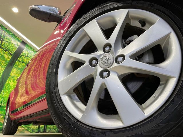 �y�����I�v�V����16�C���`�A���~�z�C�[���z�����I�v�V�����z�C�[���𑕒��B���s���\�̌���ɉ����A�O�ς����X�^�C���b�V���ɂȂ��Ă��܂��B