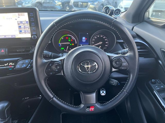 �y�����v�����X�e�A�����O�z�㎿�Ȋv���g�p���邱�ƂŁA��ɂ����������݂ƂĂ��^�]���₷���n���h���ł���