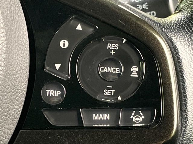 �y�A�_�v�e�B�u�N���[�Y�R���g���[���z�������H�ł̒��������s���y��!!�����ő��x��ۂN���[�Y�R���g���[�����A�Փˌy���V�X�e���ƘA�g���A�O���̎ԗ������m���ĎԊԂ�ۂ悤�ɑ��x���߂��Ă���܂�!!