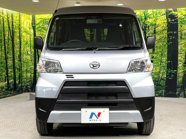 ���Ђł́A�S�ԁw�C�����Ȃ��x�̂��Ԃ̂ݎ�舵���Ă���܂��B��C�o�C���[�ɂ�錵�I�����d����̌�A���Ɍ�̎ԗ��`�F�b�N���s���A�l�N�X�e�[�W���F�肵�����i���Ȓ��ÎԂ����񋟂��Ă���܂��B