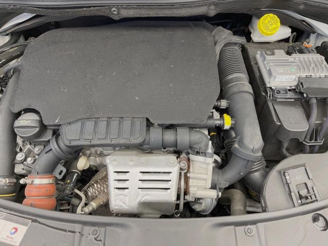 �����X�ł́A�e���[�J�[�̐�p�f�f�e�X�^�[�𓱓��B���Ǝ��i�����e�N�j�J���X�^�b�t���풓���Ă���܂��̂ŁA������̍ۂɂ����S���Ă����p���������܂��B