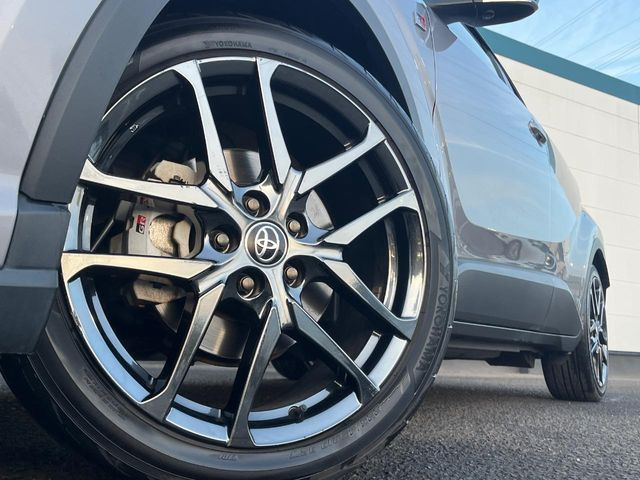 �y�O���[�h��p����19�C���`�A���~�z�C�[���z�f�U�C�����̍��������A���~�z�C�[���𑕒����Ă���܂��B�e��ЊO�A���~�z�C�[����A�X�^�b�h���X�^�C�����戵�����Ă���܂��B���񂲑��k����������