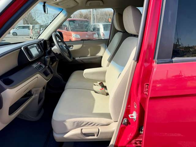 ���������ԑ����W�����ł�!���̋@��ɐ��񂲗��X������!