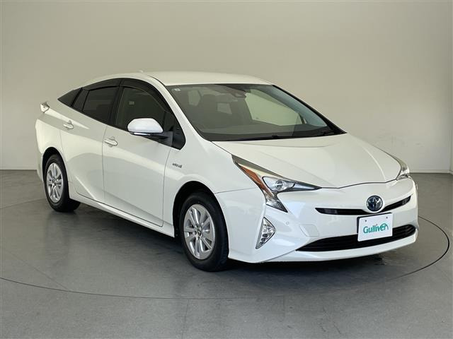 プリウス1.8 S セーフティ プラス