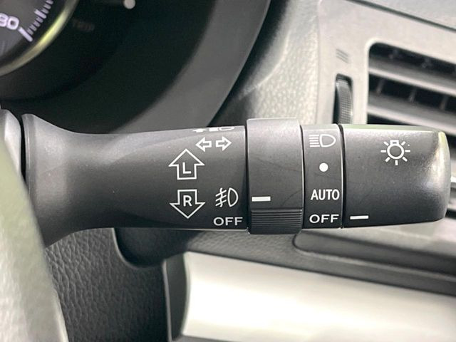 �y�I�[�g���C�g�z����̖��邳�ɉ����Ď����Ńw�b�h���C�g�̓_���E�������ł���@�\�ł�!���C�g�̕t���Y��E�����Y��Ȃǂ������Ȃ�A�J�̓���[���̑��s�����S!�g���l���ʉߎ����֗��ł��ˁ�