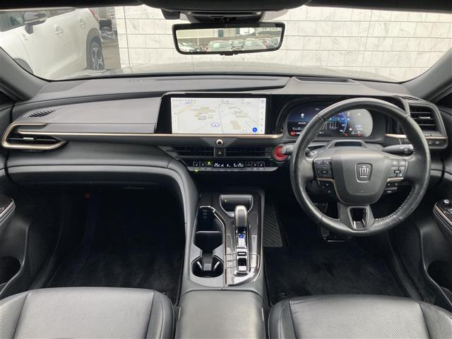 クラウンスポーツ2.5 Z E-Four 4WD