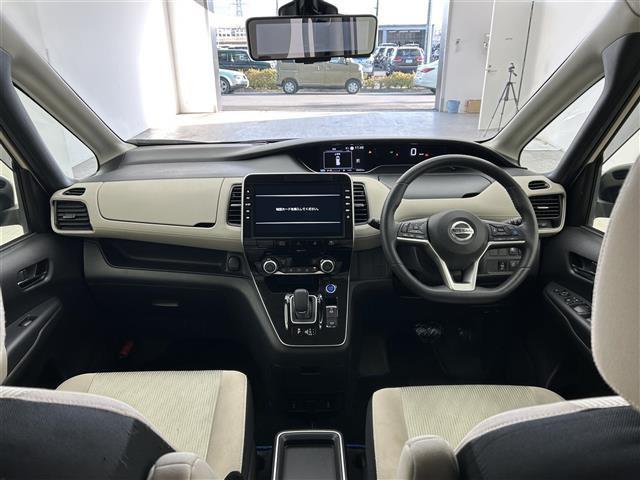 セレナ1.2 e-POWER ハイウェイスターV