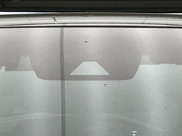 �y�g���^�Z�[�t�e�B�Z���X�z���s���ɑO���̎ԗ�����F�����A�Փ˂������Ȏ��͌x��ƃu���[�L�ŏՓˉ���Ɣ�Q�y�����A�V�X�g�B�����S�Ƀh���C�u�����y���݂��������܂��B