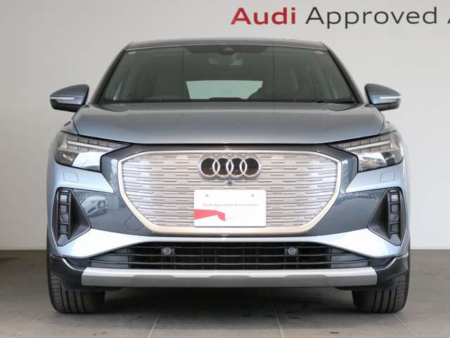 Q4スポーツバックe-tron40 アドバンスド