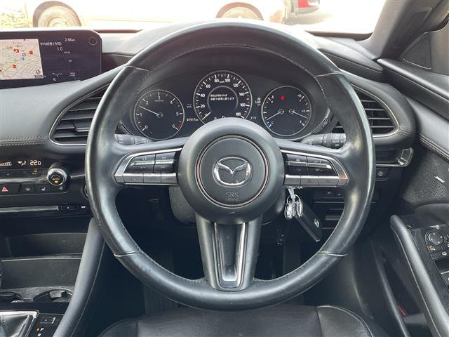 MAZDA3ファストバック1.8 XD Lパッケージ 4WD