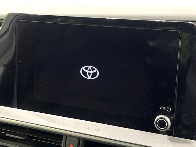 �y8�C���` �f�B�X�v���C�I�[�f�B�I�z���ʂ̃f�B�X�v���C��AppleCarPlay��AndroidAuto�����p�\�B�傫�ȉ�ʂŃX�}�z�i�r�A�v���������p���������܂���