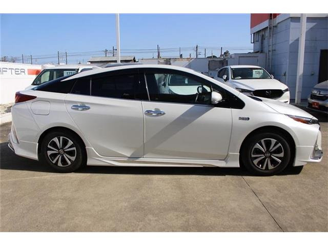 販売はご来店いただけるお客様限定です。同業者様への販売はお断りさせていただきます。車検無し車両の場合は、車検を取得したお支払い総額で表示しております。