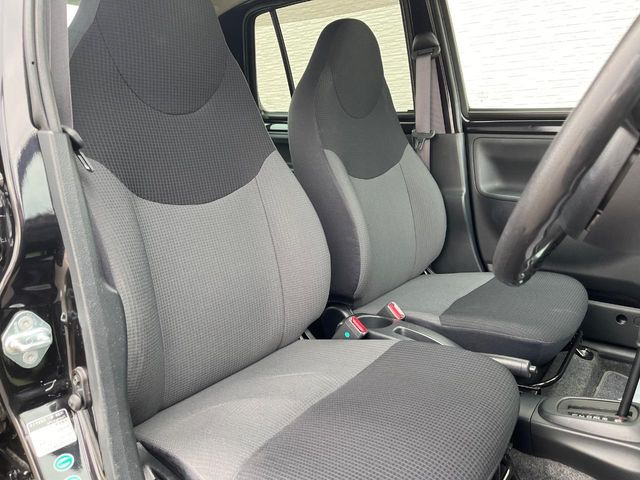 �^�]�ȃV�[�g���͎g�p�������Ȃ��A�ǍD�ȏ�ԂƂȂ��Ă��܂��B���J�Ɏg���Ă������Ƃ��悭�킩��܂��ˁB