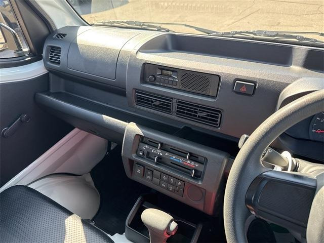 ���q�l��l�ЂƂ�ɍ��킹�����ς�������o�����Ă��܂�!���C�y�ɃX�^�b�t��������������������