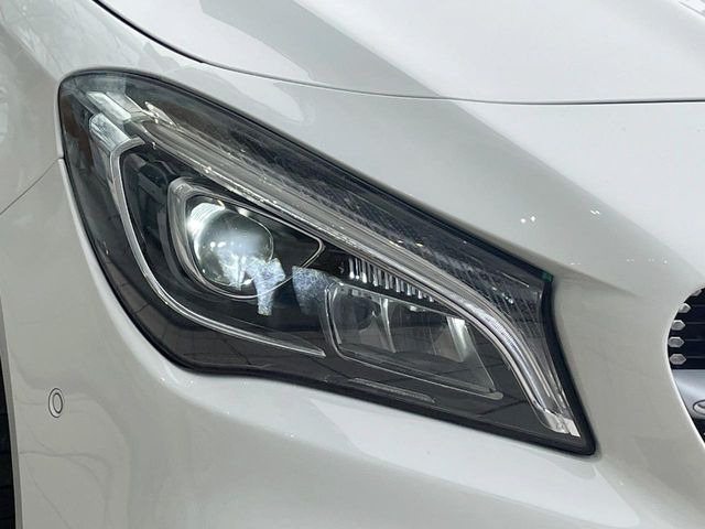 ��LED�w�b�h���C�g:��ԑ��s�����ǍD�Ȏ��E���m�ۂ����S���ĉ^�]�ł��鍂�P�xLED�w�b�h���C�g�𑕔�!�_�����x�������A����d�͂��}�����Ă��܂��B