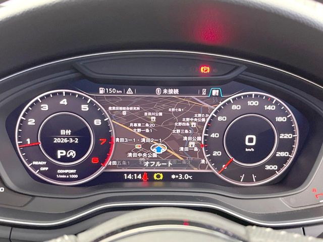 ���o�[�`�����R�b�N�s�b�g(OP):�S�̂��t���p�l���ƂȂ��Ă����i�I�ȃ��[�^�[�p�l���B�ʏ�̃X�s�[�h���[�^�[�Ƃ��Ă̋@�\�A�i�r�E�I�[�f�B�I�@�\�̊m�F�E������ł��A�^�]�ɏW�����₷���Ȃ��Ă���܂��B