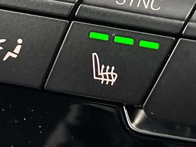 ���t�����g�V�[�g�q�[�e�B���O:�^�]�ȁE����ȋ��ɎO�i�K�Œ��߂��\�ȃV�[�g�q�[�^�[�𑕔����Ă���܂��B�G�߂��킸���K�ɂ��g�p���������܂��B