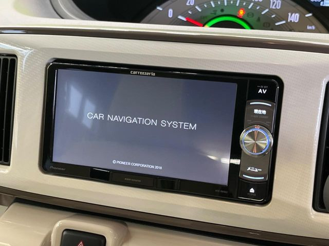 ムーヴキャンバスX メイクアップ リミテッド SAIII