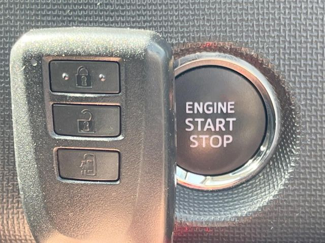 �y�X�}�[�g�L�[�z�J�o����|�P�b�g�ɓ��ꂽ�܂܂ł��h�A�̎{���E�������\�ȃX�}�[�g�L�[�𑕔��B�G���W���̃I���E�I�t�����J�M�����o���K�v����������Ƃ��Ă��֗��ł���