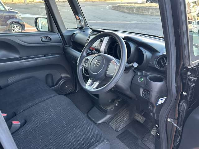 N-BOXカスタムG Lパッケージ 4WD