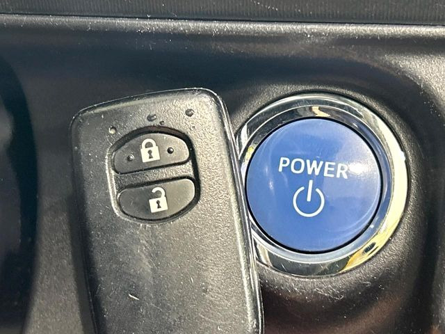 �y�X�}�[�g�L�[�z�J�o����|�P�b�g�ɓ��ꂽ�܂܂ł��h�A�̎{���E�������\�ȃX�}�[�g�L�[�𑕔��B�G���W���̃I���E�I�t�����J�M�����o���K�v����������Ƃ��Ă��֗��ł���