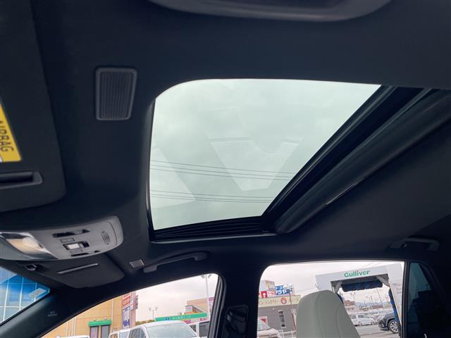 クラウンハイブリッド 2.5 RS アドバンス