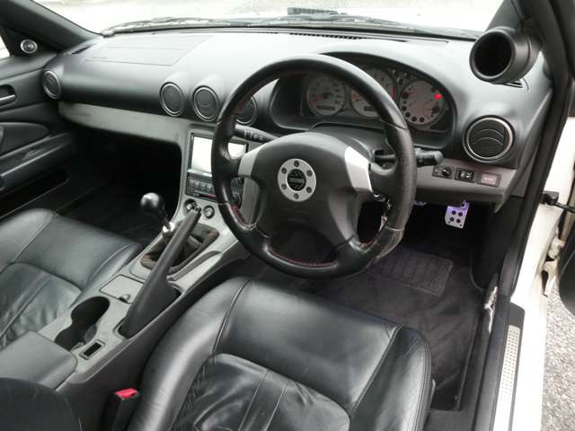 �i�����ꂽ�C���p�l����́A�X�^�C���b�V�������쐫�⎋�F���ɂ��D��A�O���̂��Ȃ��f�U�C���ɂȂ��Ă���܂�!