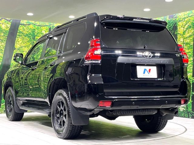 ☆全国のネクステージからお取り寄せが可能※!遠方の店舗に展示してあるクルマが気になる場合も、最寄りの店舗でご覧いただくことが可能です!是非私たちに要望をお聞かせください!※別途費用