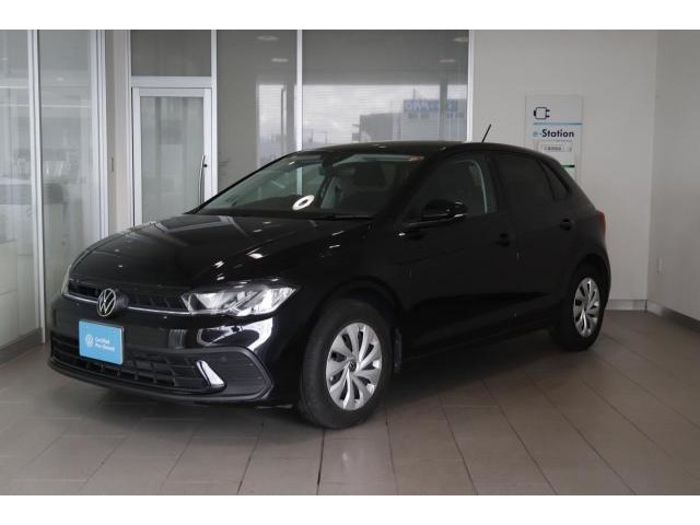 ポロTSI アクティブ ベーシック