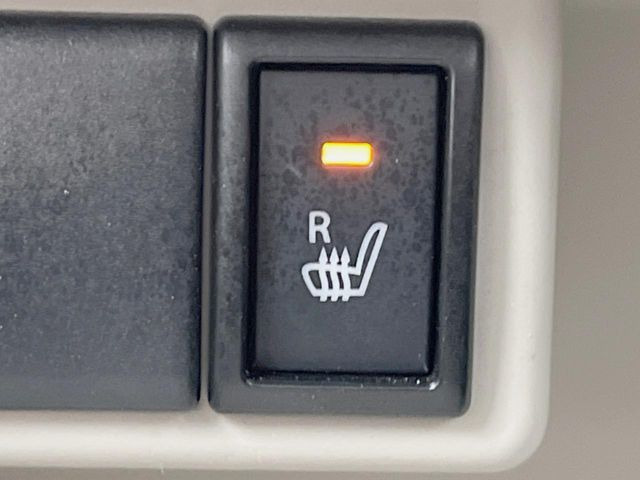 �y�V�[�g�q�[�^�[�z�������ɏd�󂷂�V�[�g�q�[�^�[!�G�A�R����葁�����܂��Ă����̂Ŋ�����̐l�����S�ł��ˁ�G�A�R���̉����͊������邩����A�Ƃ������ɂ����������߂ł��B