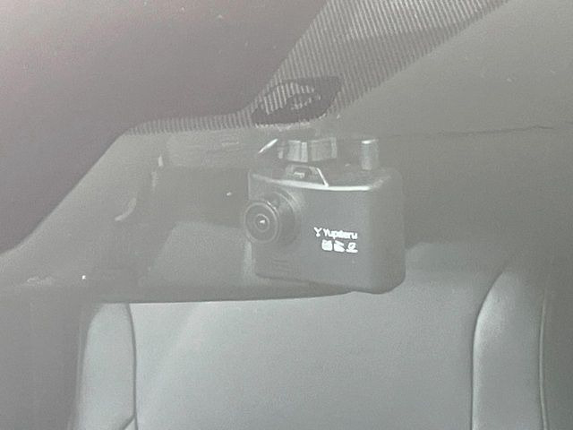 【ドライブレコーダー】ドライブレコーダー装備!走行中はもちろん、あおり運転や事故に遭遇した際、映像で記録し、万一のリスクに備えます。※記録用SDカードはお客様ご自身でご準備いただく必要があります。