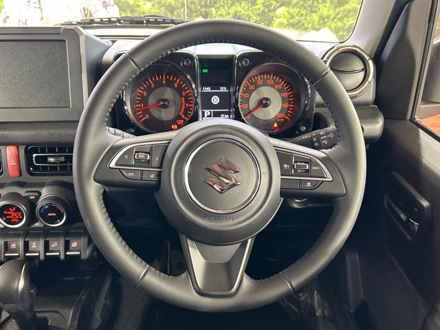 �y�����v�����X�e�A�����O�z�㎿�Ȋv���g�p���邱�ƂŁA��ɂ����������݂ƂĂ��^�]���₷���n���h���ł���